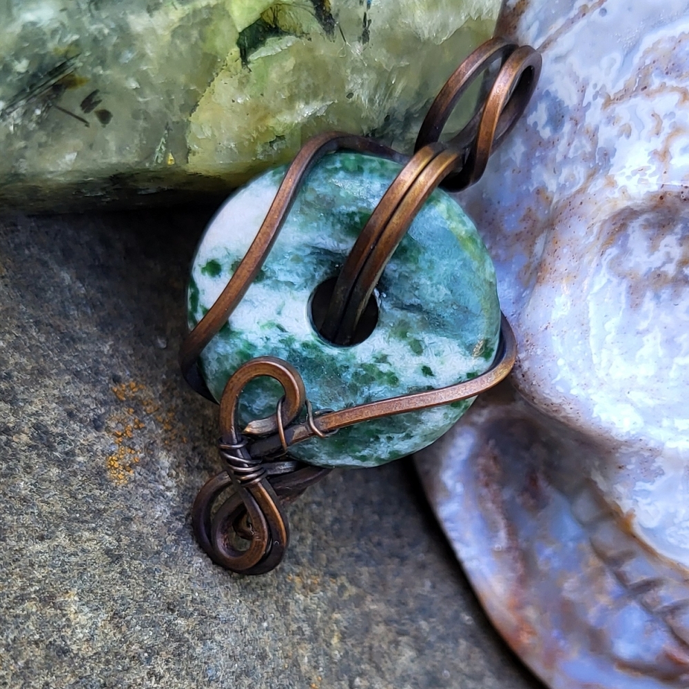 Handcrafted Tree Agate Pendant - Picture 3 of 3